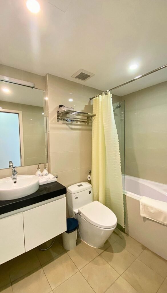 160 phan ke binh bathrom